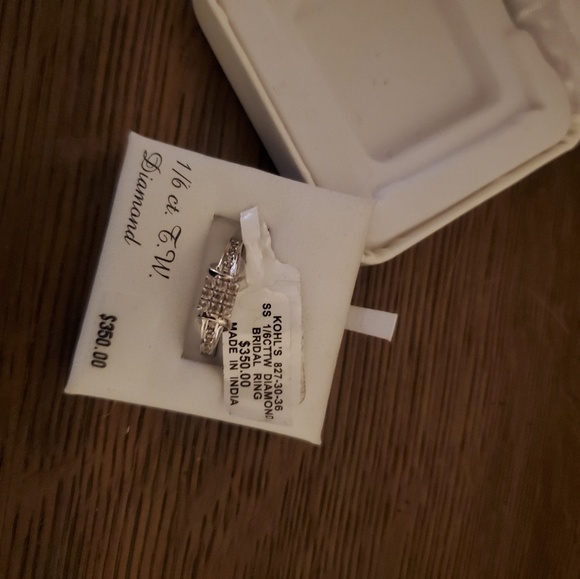 Ring - Picture 5 of 5